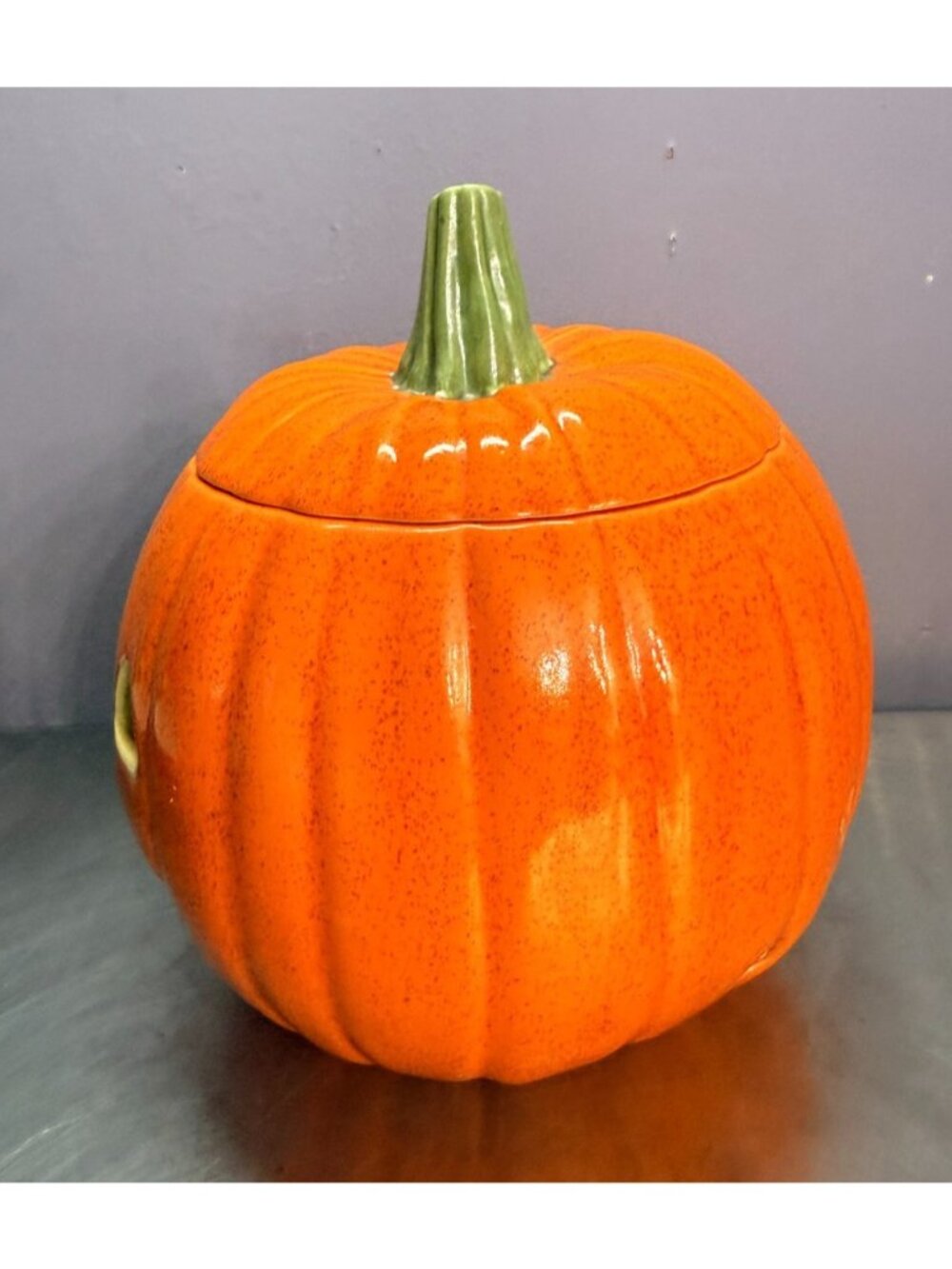 Vintage 1980s Ceramic Pumpkin Jack-o-Lantern With Lid - Picture 2 of 16